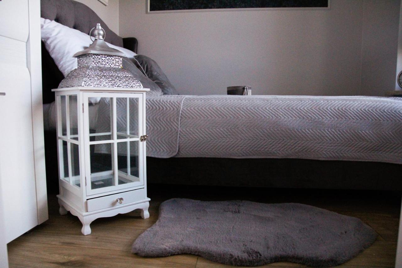 Apartament W Centrum-Garaz Kielce Buitenkant foto