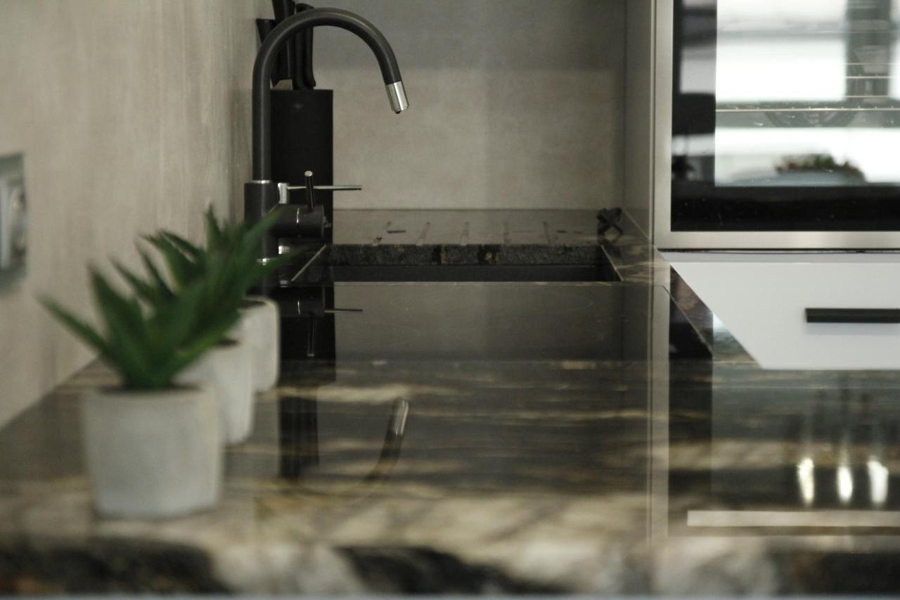 Apartament W Centrum-Garaz Kielce Buitenkant foto