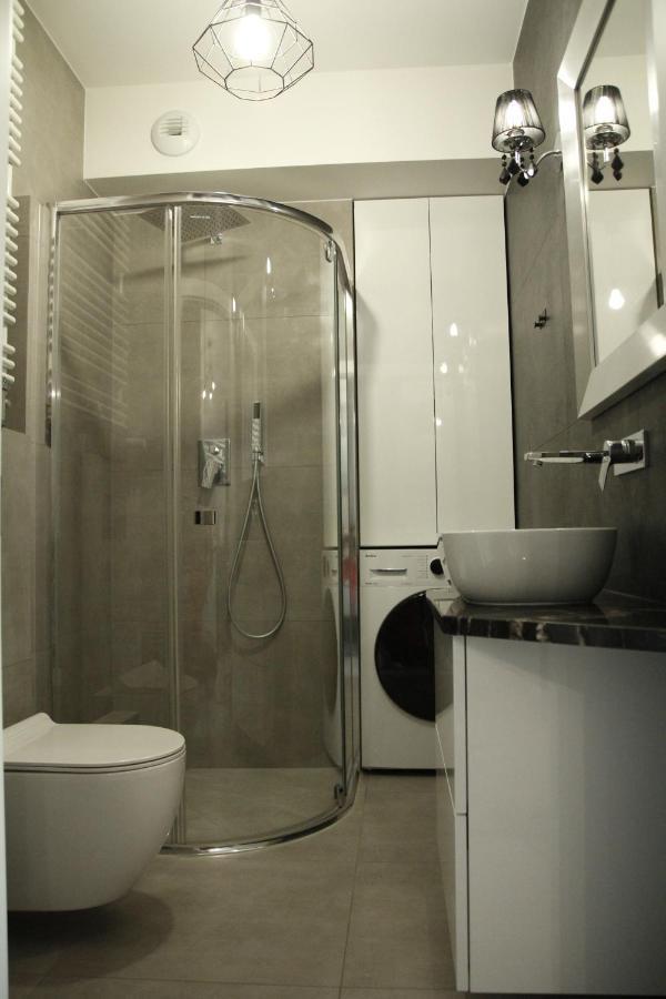 Apartament W Centrum-Garaz Kielce Buitenkant foto